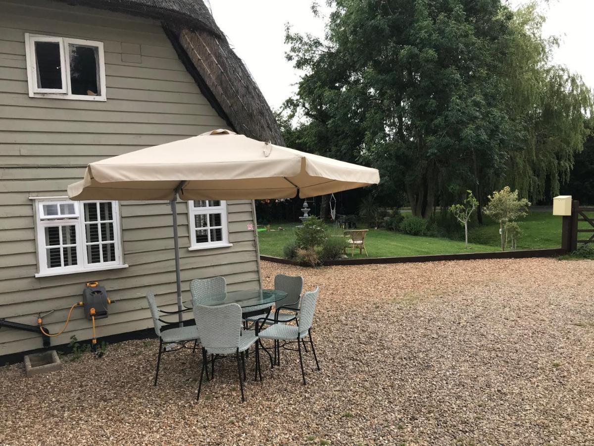 Old Thatch Bambers Green Takeley Eksteriør bilde